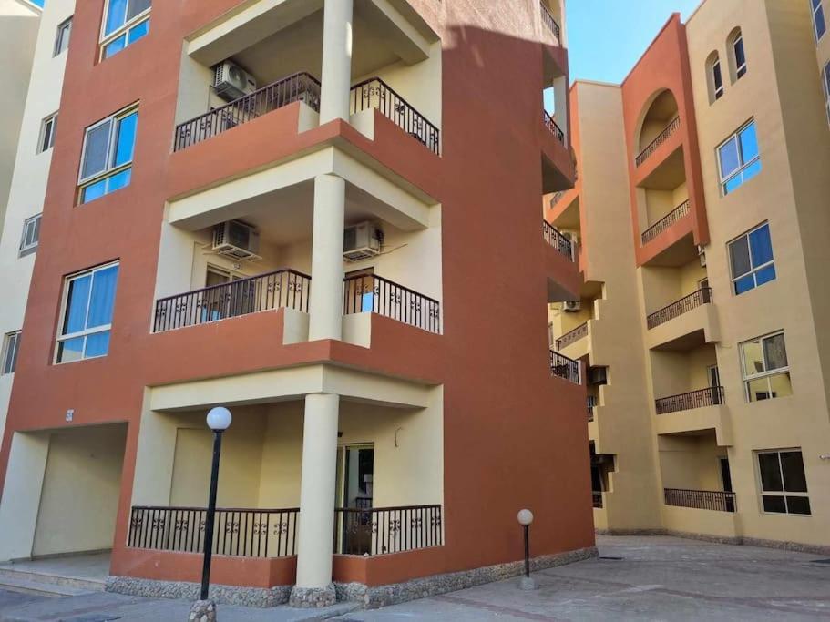 Apartament - Westside Village *