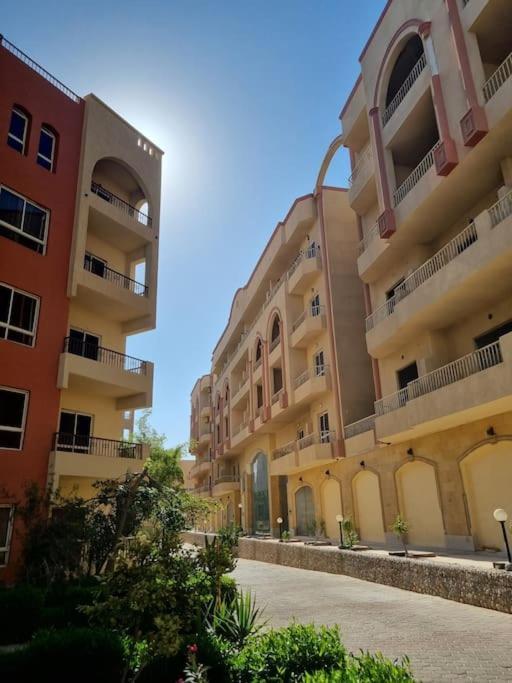 Apartament - Westside Village *